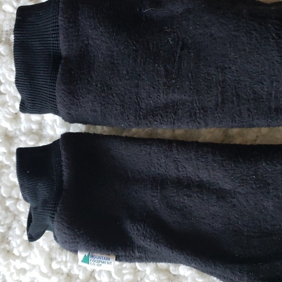 MEC black fleece socks medium - Picture 2 of 3
